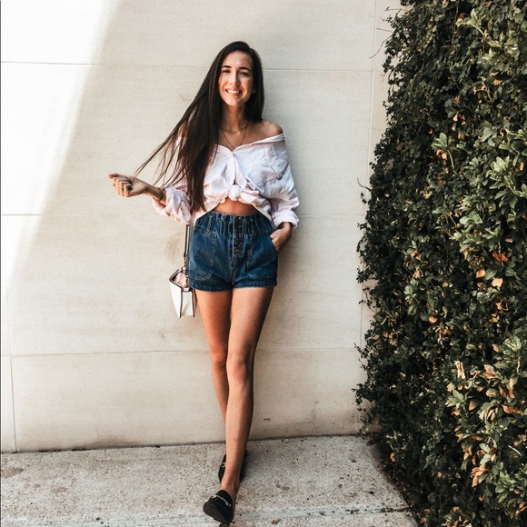 Meet the Posher - Picture 5 of 8